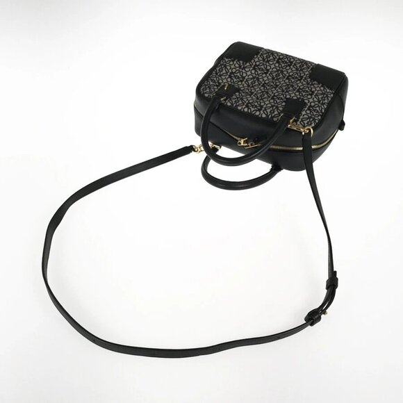 LOEWE Anagrams Amazona 19 Hand bag - Picture 4 of 15